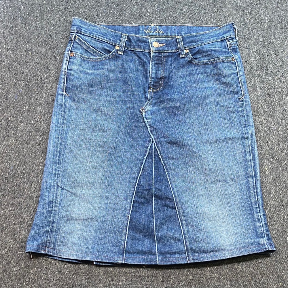 Old Navy The Diva Denim Skirt Sz 10 Blue Boho Y2K Godet Front Knee Length Skirt
